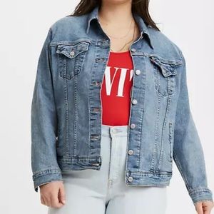 Levi’s Oversized “Ex-Boyfriend Jacket”